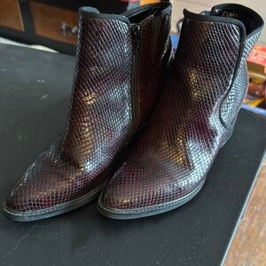 Gabor leather Snakeskin Pattern Ankle Boots, Sz 9